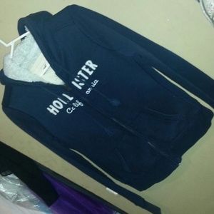 HOLLISTER SWEATER