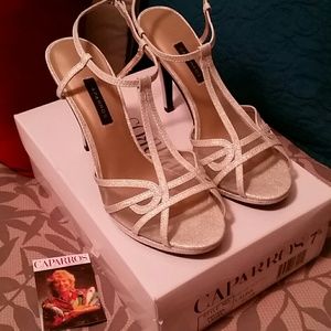 NEW Caparros never worn silver heels