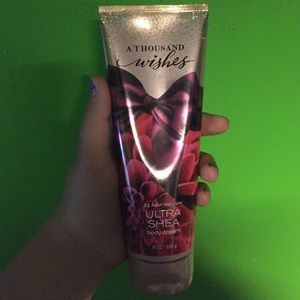 bath and body works new body lotion NEVER USED