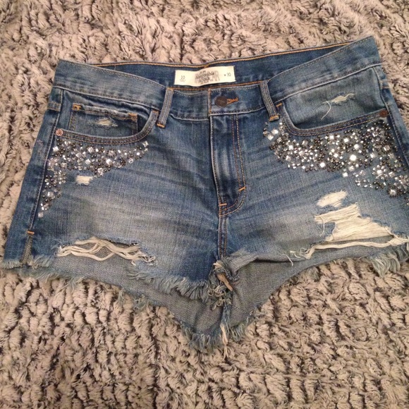 NWT high waisted Abercrombie jean shorts