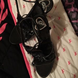 PLAYBOY HIGH HEELS SZ 7