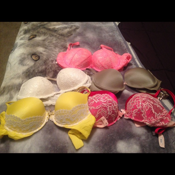 Bra bundle for ih3artnoah