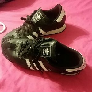 Black & white Adidas