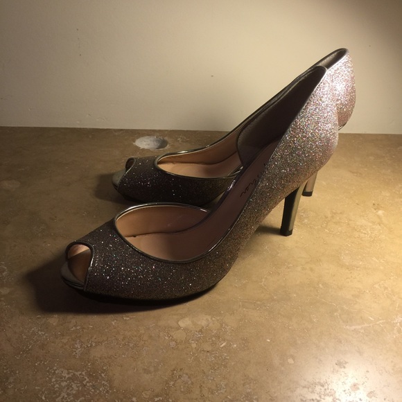 Authentic Marc fisher slippers - Picture 2 of 4