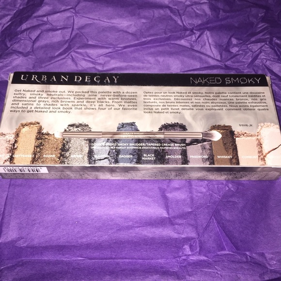 Urban Decay Naked Smoky Palette - Picture 3 of 4
