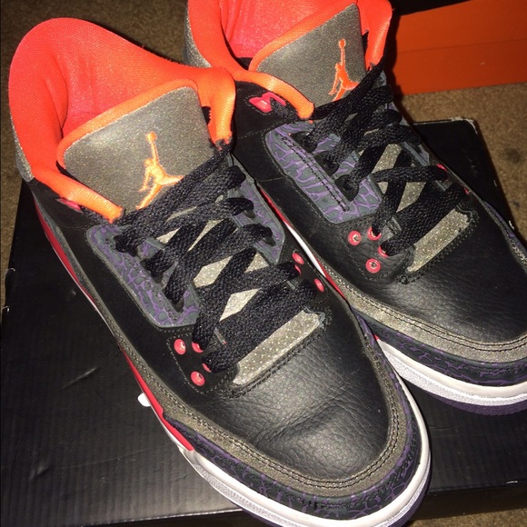 Jordan Crimson 3s
