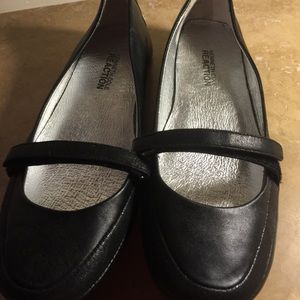 Kenneth Cole flats