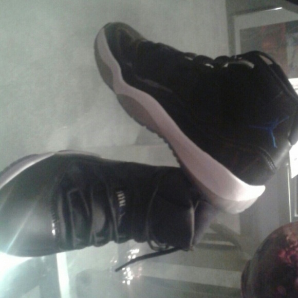 Air Jordan 11 Retro space jams shoes - Picture 3 of 3