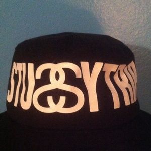 Stussy bucket hat
