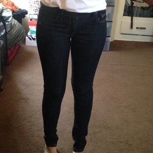 Dark skinny jeans