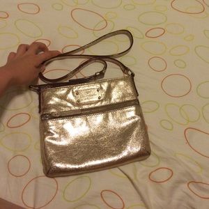 Kate spade cross body bag $55 on 🅿️🅿️