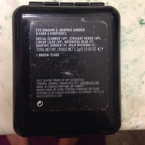 LE MAC eyeshadow palette - Picture 4 of 4