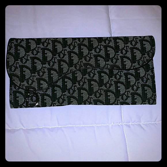 💯Authentic Christian Dior clutch
