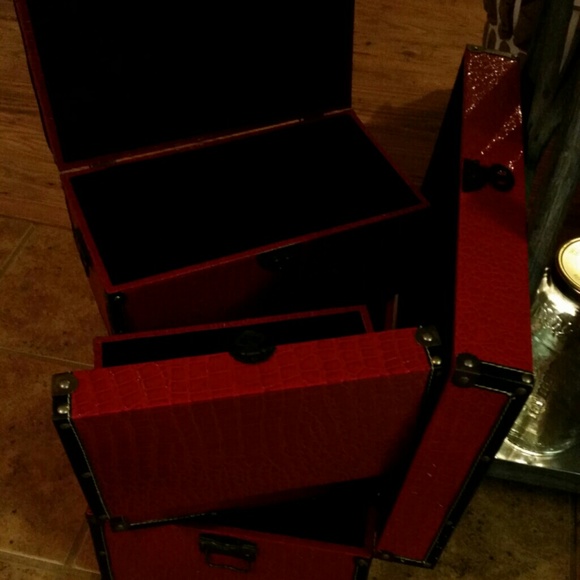 3 Red Alligator print clothing storage trunks