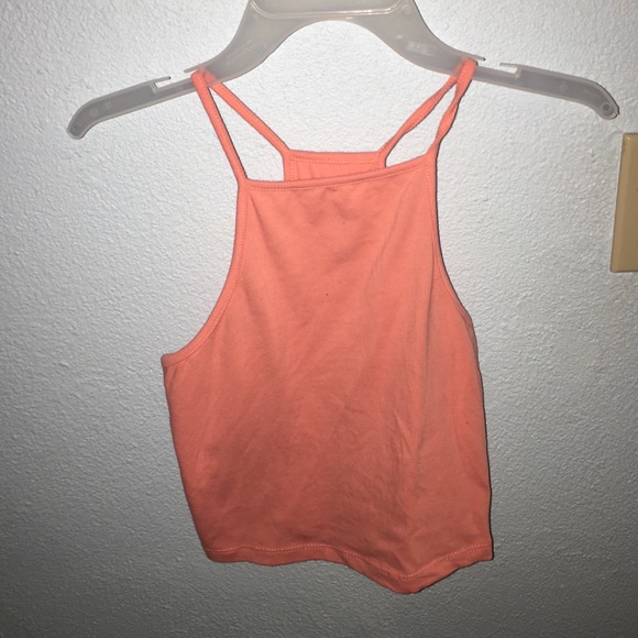 Nollie halter top