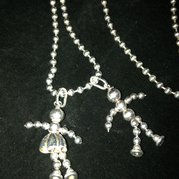 Boy/girl necklace super cute Sterling adorable😍 - Picture 2 of 4