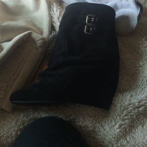 Ankle boots size 8 - suede