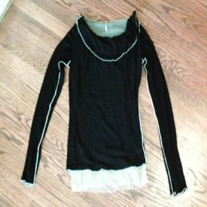 Pete medium black long sleeve top