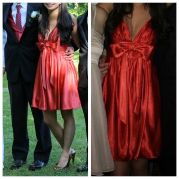 PROM!? Beautiful red dress - Picture 2 of 4