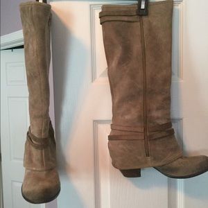 Ferguson Suede Boots