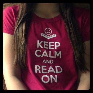 Raspberry Magenta "Keep Calm and Read On" tee