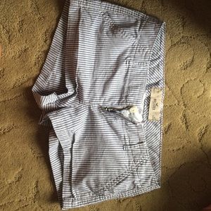 Size 1 hollister navy and white shorts