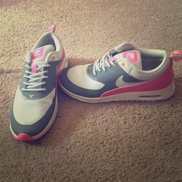 Nike shoes