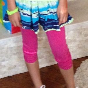 Pink legging with sparkle studs the bottom