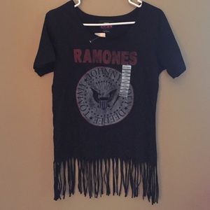 Ramones concert tee