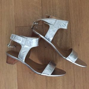 Nine West Silver sandals 9.5