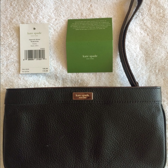 Brand new Kate spade zipped wristlet