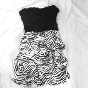I am selling a nice dress