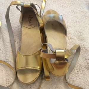 Loeffler Randall size 37 lace up clog sandals