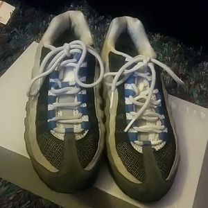 Nike air max 95- size 6 y