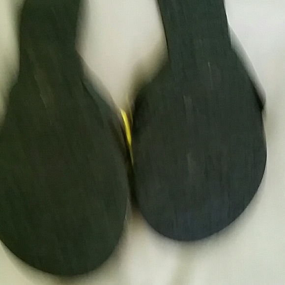 Iron fist, sandal (shoe) 61/2 - Picture 3 of 4