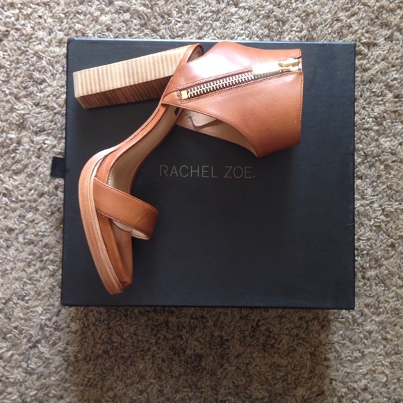 NWT Rachel Zoe Jamie Sandal - Picture 2 of 4
