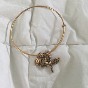 Alex and Ani gold bracelet NWOT