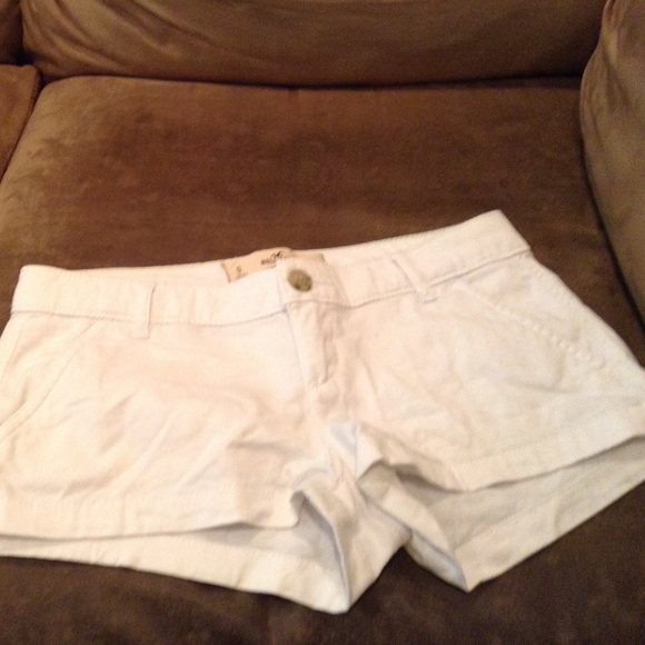 Hollister white shirts that have one button