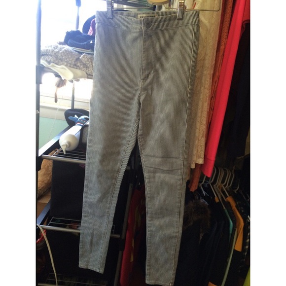 High waisted pants
