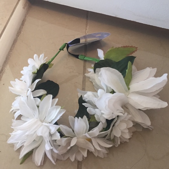 Claire's Accessories Claire Flower Headband Poshmark