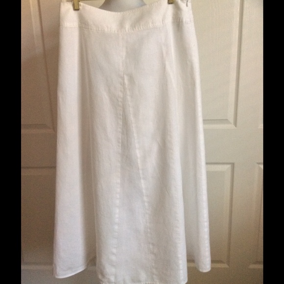 White Linen Maxi Skirt - Picture 3 of 3