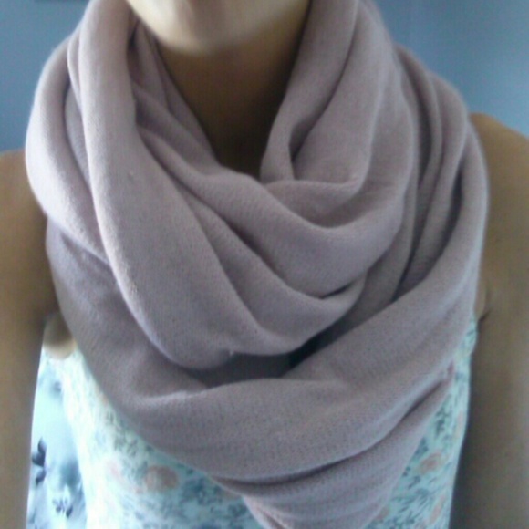 Infinity scarf - Picture 1 of 2