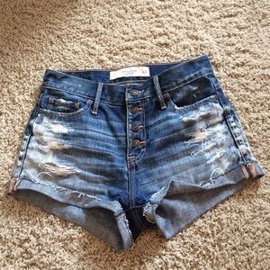 High wasted shorts