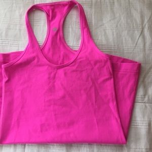 Lululemon Cool Razorback
