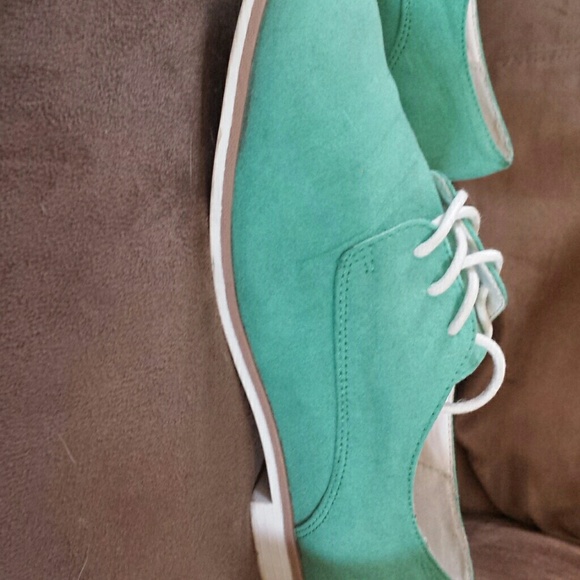 Teal Shoes - Picture 2 of 4