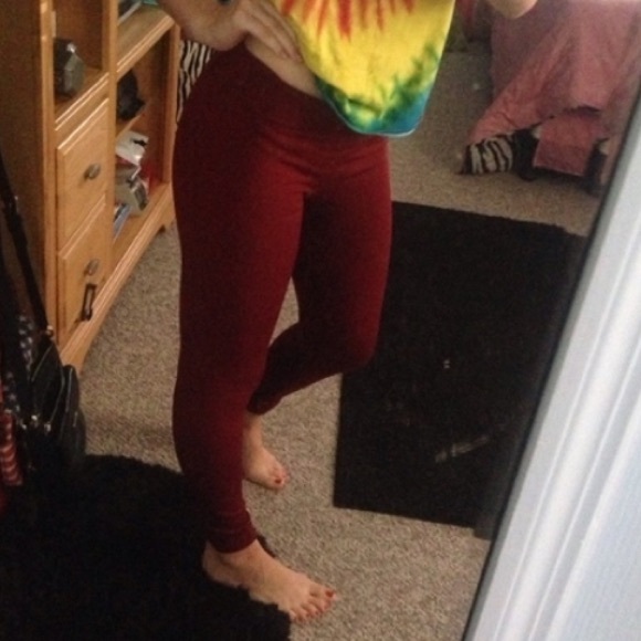 Burgundy leggings (not see through)