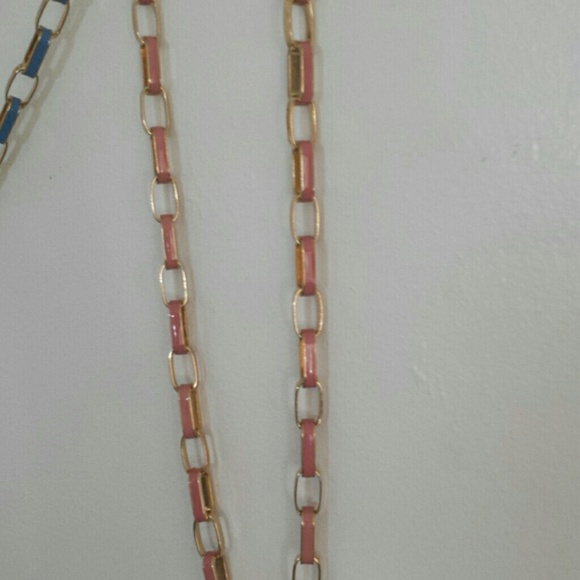 Linked Necklace - Picture 3 of 3