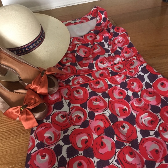 Boden Dresses & Skirts - 🚫SOLD🚫Boden Floral Garden Dress - Size 6