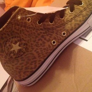 High top chuck taylors