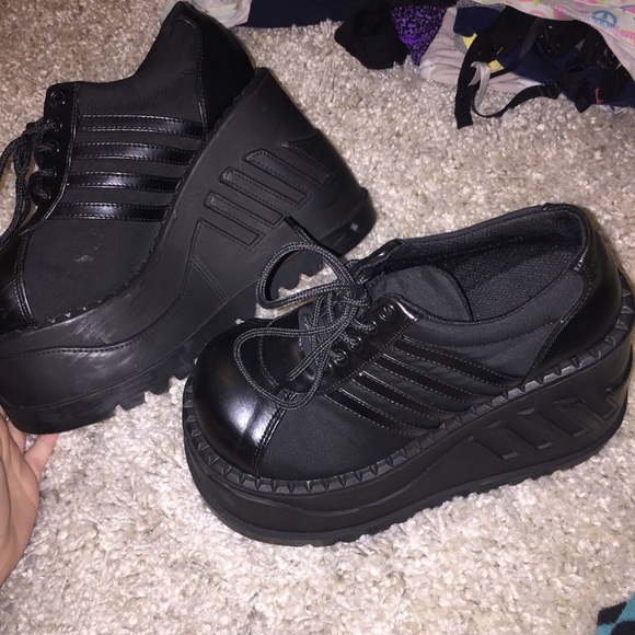 🔥sold on depop🔥 demonia stomp 08 platforms - Picture 4 of 4